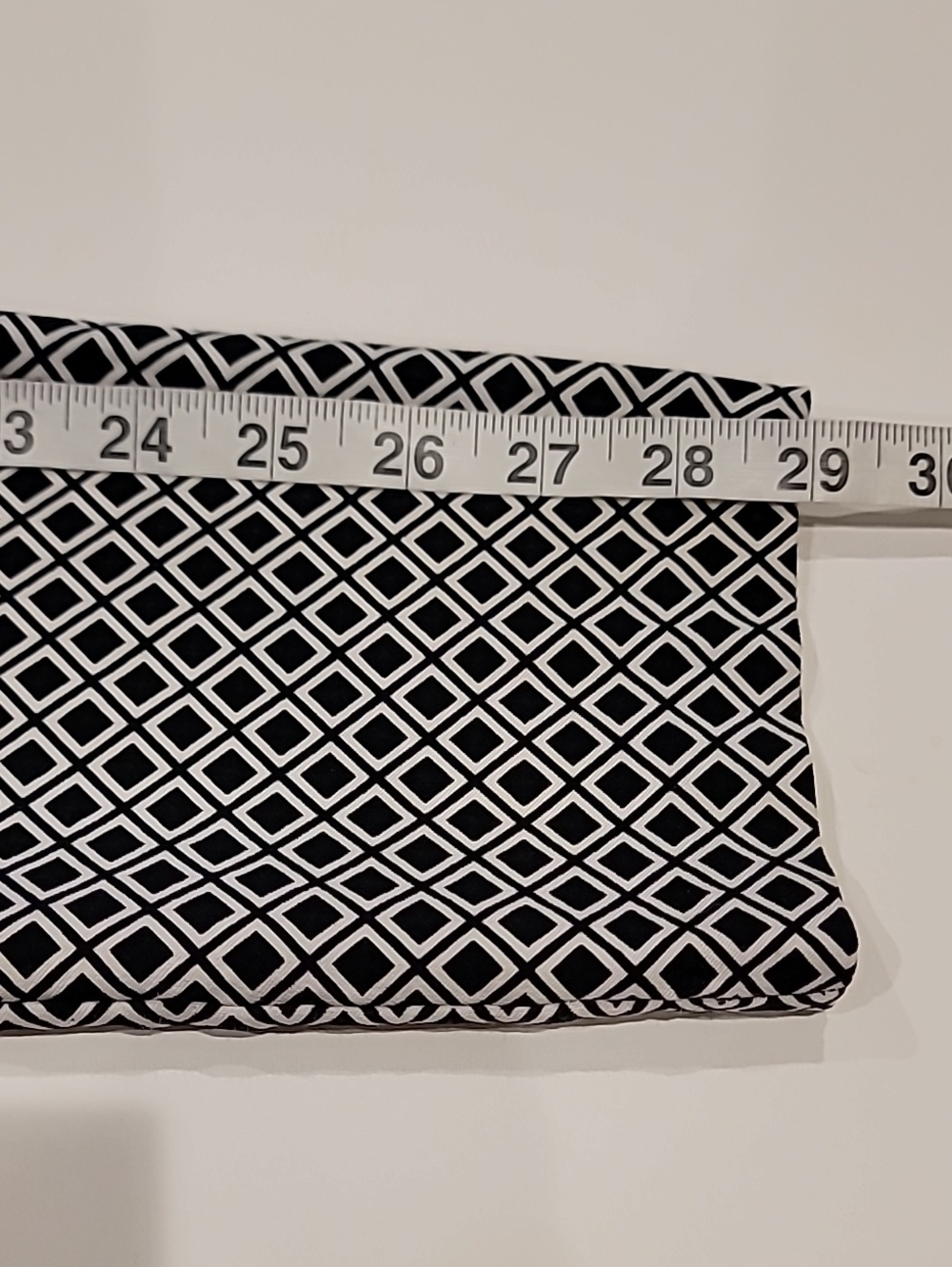 MICHAEL Michael Kors Black & White Geo-Print Woven Leggings - Picture 8 of 9